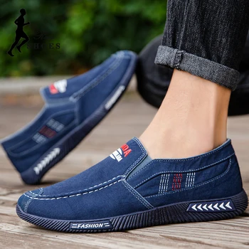 2023 Прогулочная обувь для мужчин Холщ Слипоны Обувь для вождения Мужская летняя обувь Вулканизация Темно-синие джинсовые дышащие тканевые кроссовки